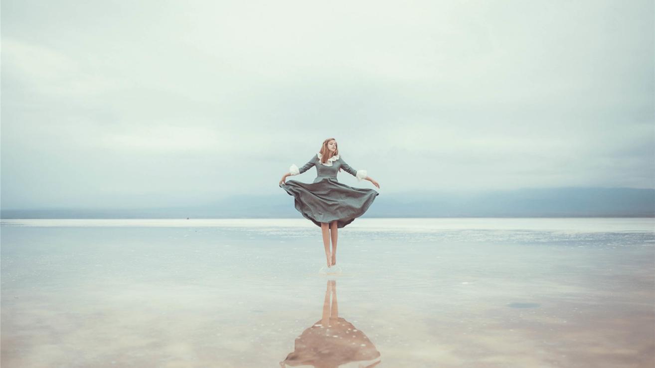 |老领导:能力不强,没关系,我们不缺小领导,缺的是能力强又忠诚的人。