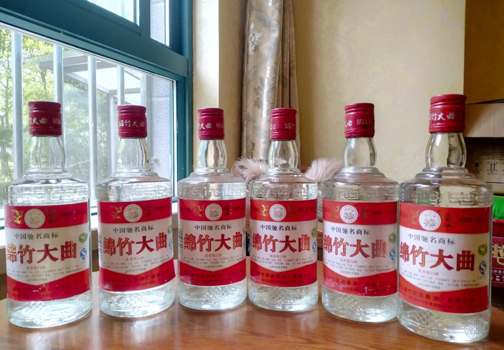饮酒40年,山东65岁大爷总结出一份“白酒单”,网友:行家