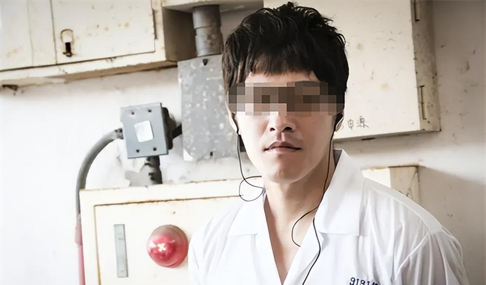 2001年,江苏母女二人惨遭入室盗贼奸杀,凶手竟是个15岁少年