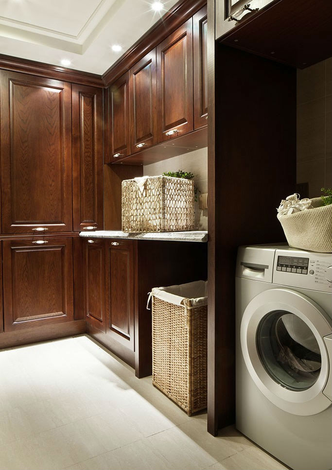 家里面积小,洗衣机该放哪里好?