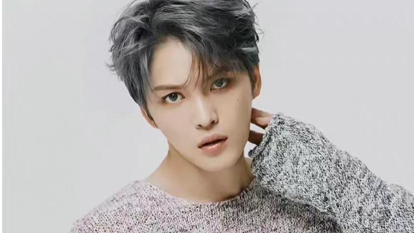 金在中|36岁金在中登顶2022年韩国音乐人富豪榜，网友：真是有钱又有颜