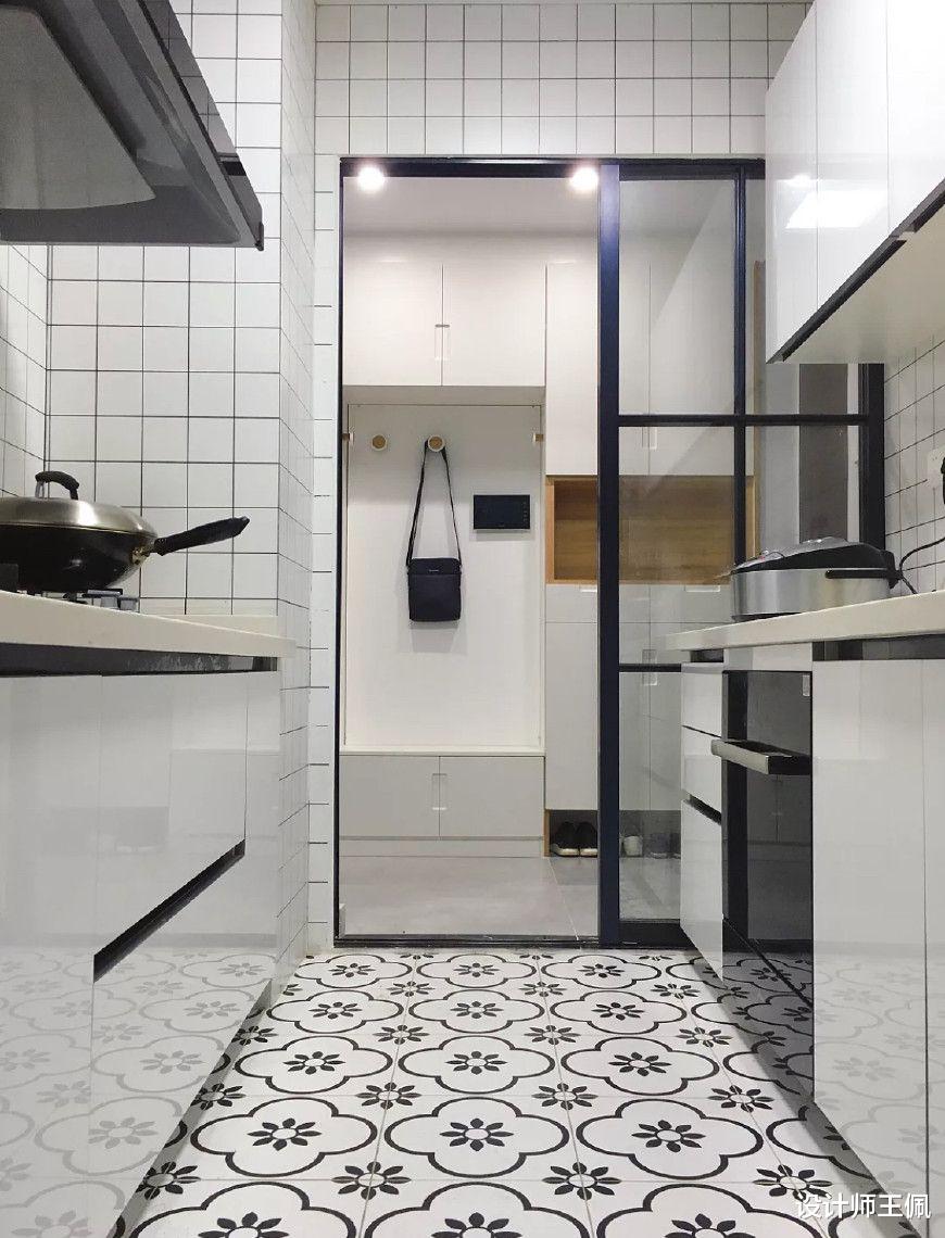 厨房装修不要太繁琐，记住“4不做”，简单一点反而更人性化！