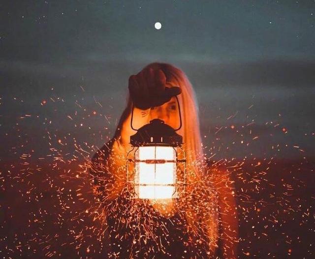 护士|有些人喜欢在职场上发火,很生气地抱怨领导