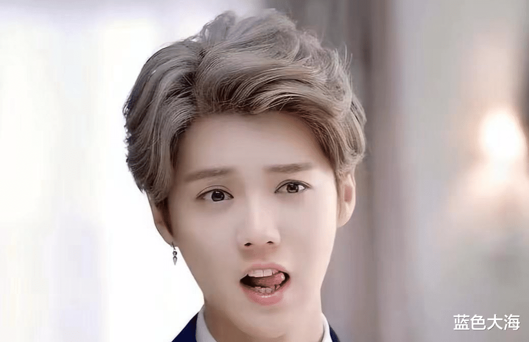 罗云熙|浓妆艳抹、雌雄难辨、瘦成纸片人,男星的“病态审美”好吓人