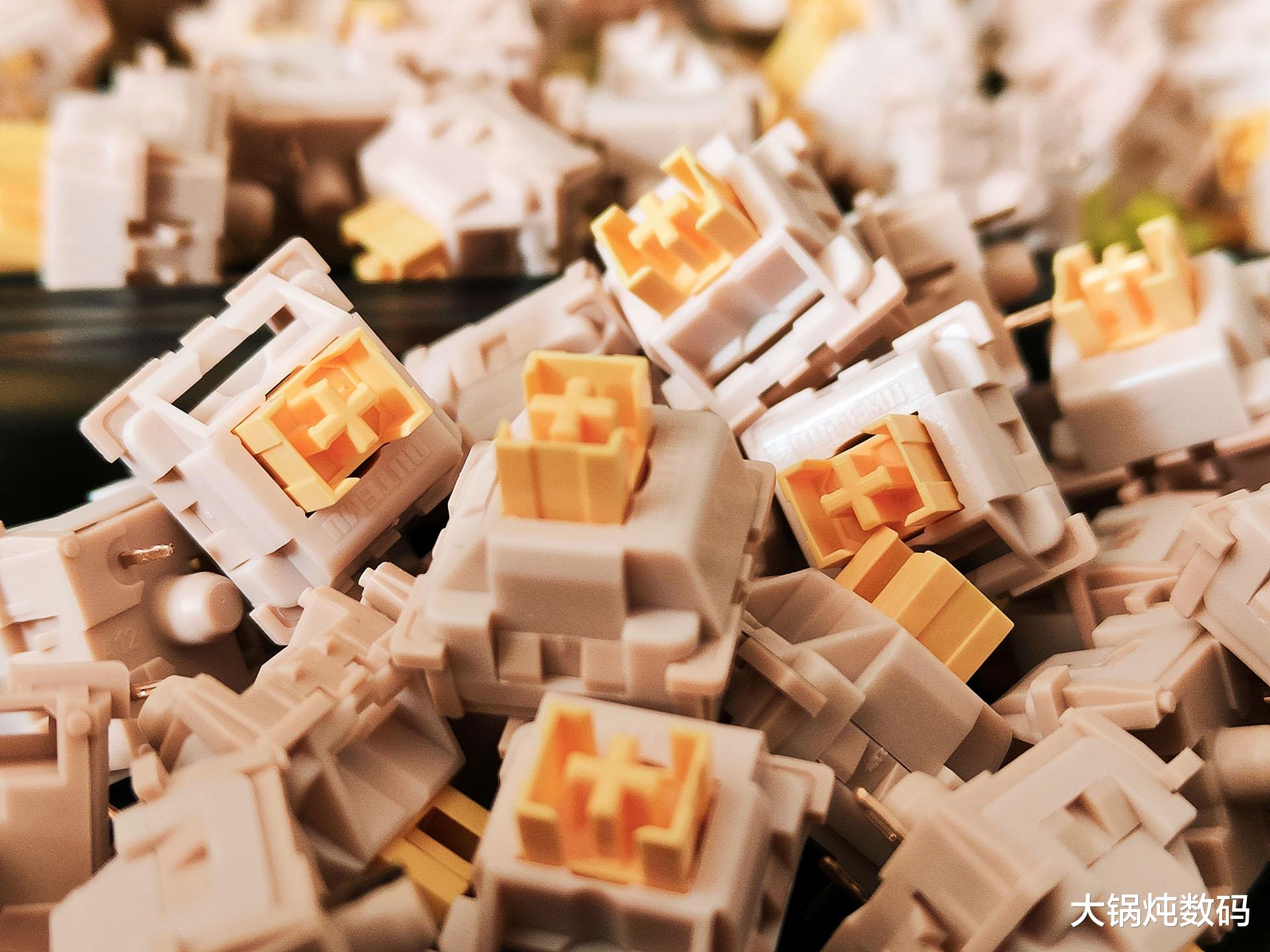 显示器|高颜值65%配列键盘——杜卡洛VN66黑金版