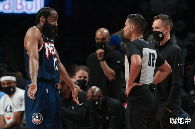 奇才队|NBA最大争议！篮网获利裁判成盲人，对面集体开喷，比勇不出界还离谱