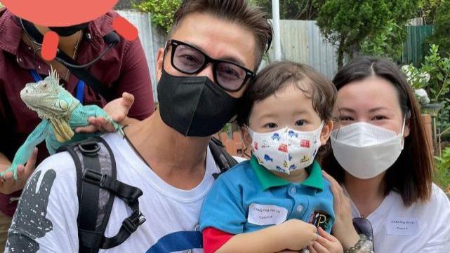 陈山聪|陈山聪携妻参加儿子学校的亲子旅行 一家三口玩尽兴拍全家福