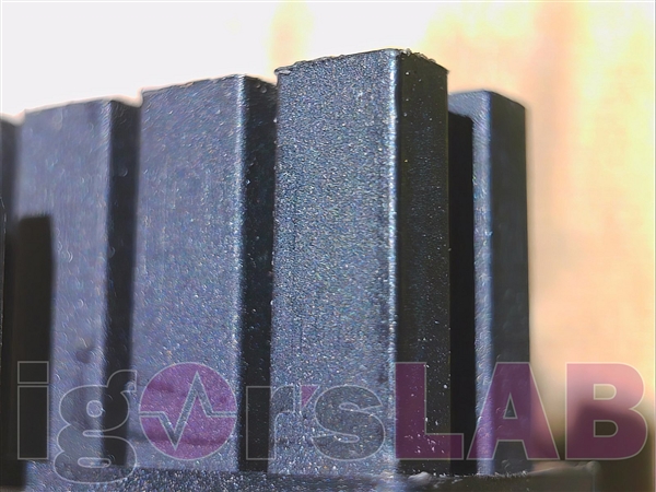 主板|RTX 4090频频烧毁：16针电源线竟有两种版本！其一很可疑