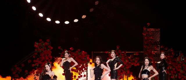 于文文|奇葩《浪姐3》!郑秀妍于文文《senorita》双人探戈,居然输了!