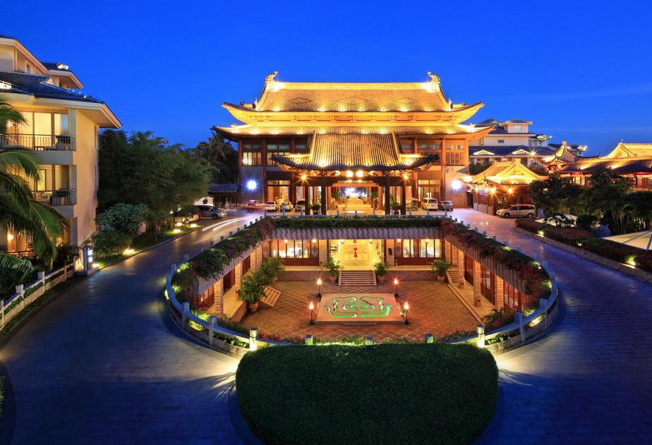 理县|三亚星级酒店高消费，却备受欢迎，为什么？