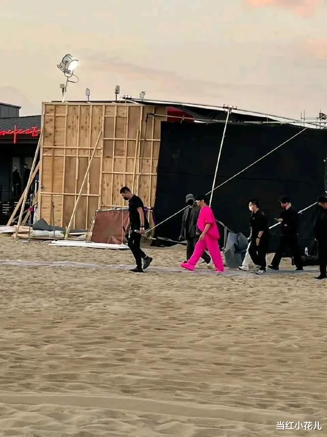 关晓彤 关晓彤，你扛住了芭比粉