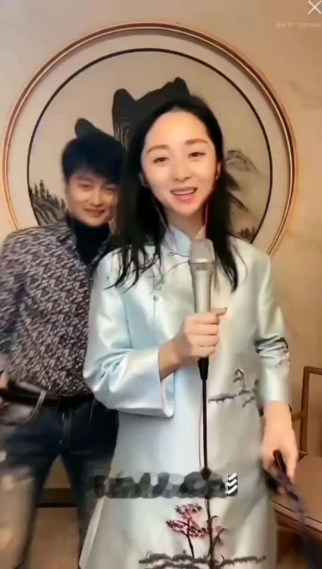 钟云飞|云飞和高月离婚6年后,一个娶北大才女,一个带着女儿艰难生活