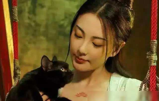 刘亦菲|4位被猪拱了的“好白菜”，神仙姐姐刘亦菲上榜，最后一个忍不了！