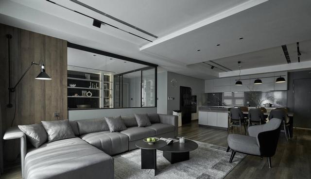 150沙发背景墙拆一半，更通透！隔成4室，一家四口住不输别墅