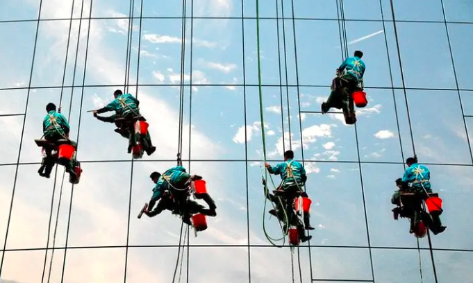 |高危职业5分钟到账1W?网友:一个星期18000元的稳当,你怎么看?