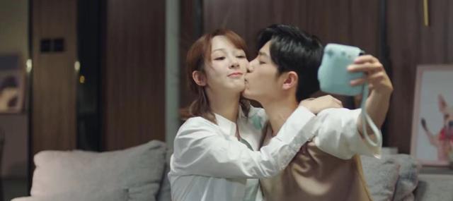 肖战|《余生》播放量破18亿,全网热度第一,肖战和杨紫表演甜齁了