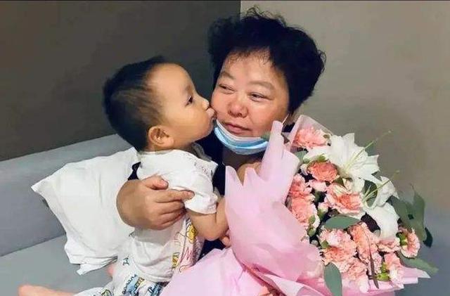 许敏|熊磊母亲转发主播动态,为女儿发声,回归平淡,能否平息网友质疑