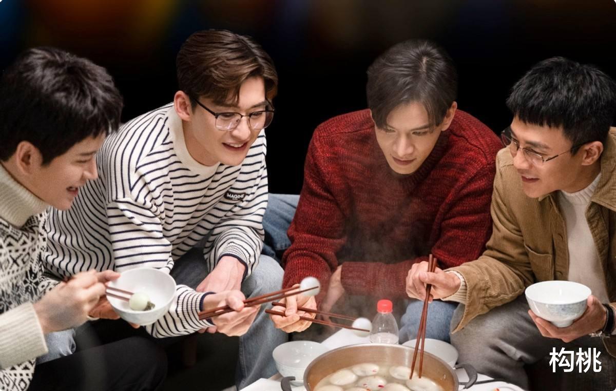 张翰|张翰携颜值男团出演的《先生们，请立正》定档，导演实力让人担忧！