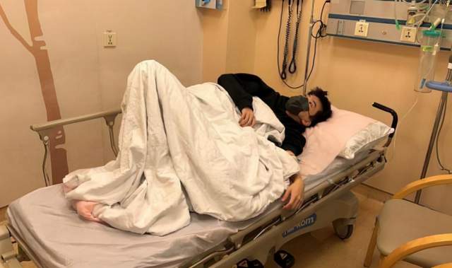 常戎|常戎自曝曾吃蘑菇中毒!出现幻觉抱女儿跳舞,被连下两次病危通知