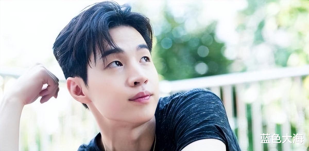 翟凌|逼弃婴认亲,把女嘉宾摔成脑震荡,骗人舔脚趾,明星行为有多下头