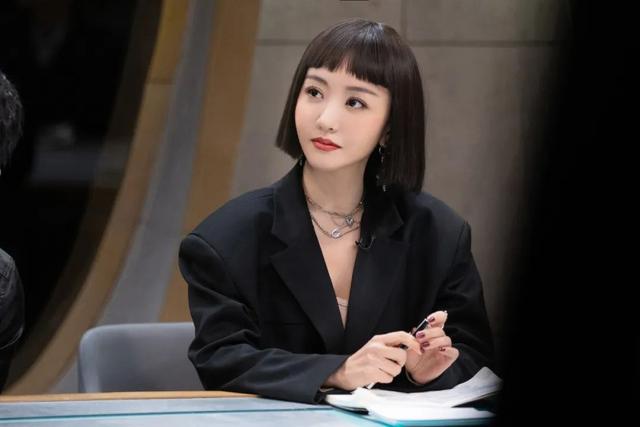 眼霜 大侦探7回归，蓉拉美的小鹿眼好动人