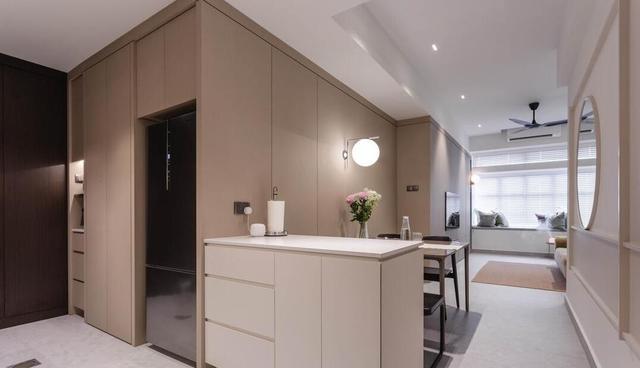 70租了三年，如今买下来当婚房，虽然有些简陋，但夫妻俩很幸福