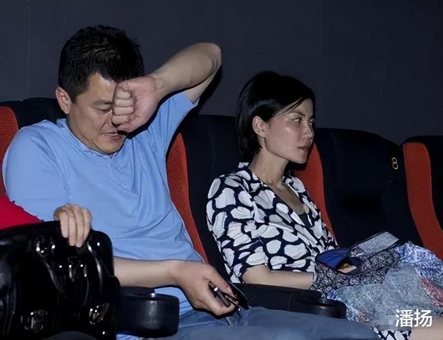 非正式会谈|“蝴蝶门”断送王菲和李亚鹏8年婚姻：选择成错误，过程便是折磨