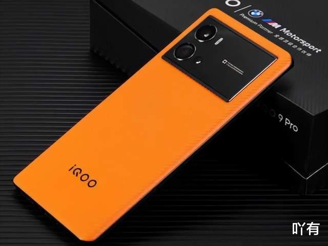 旗舰机|骁龙8旗舰机降价，120W续航搭配三星E5级别屏幕，只要3499