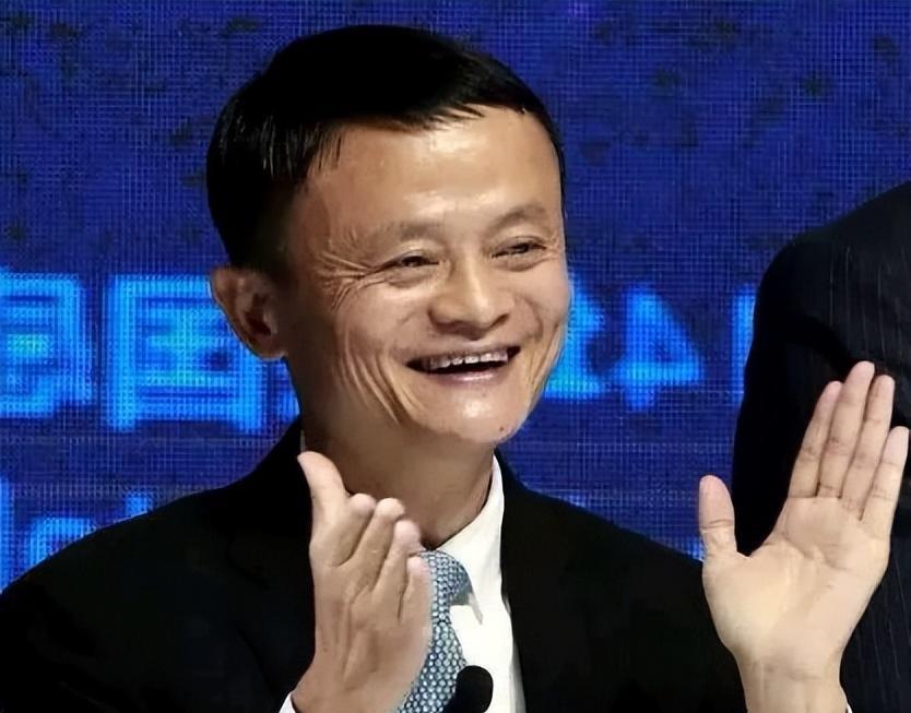 服务业|从创业英雄到万人厌恶的资本家,马云是对是错?人民日报这么说的