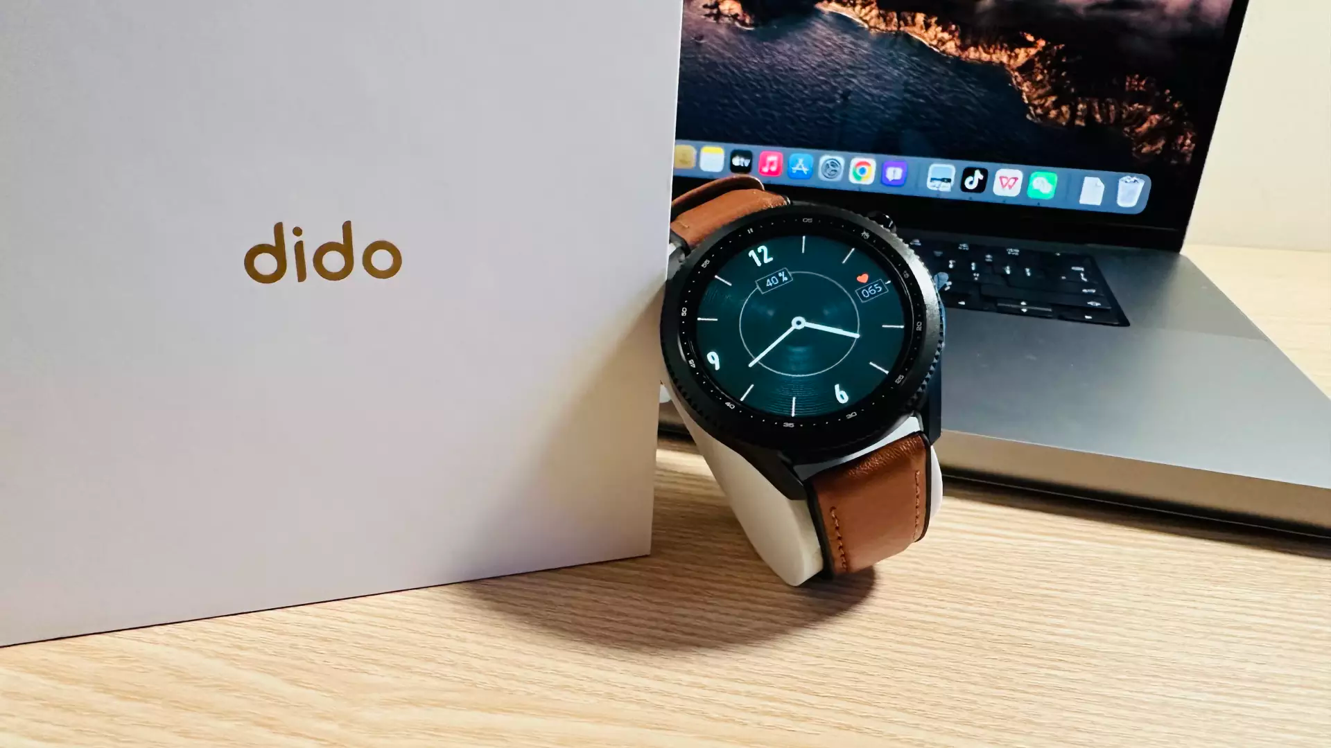 |提升穿戴属性，更加呵护健康--dido E10心电血压智能手表