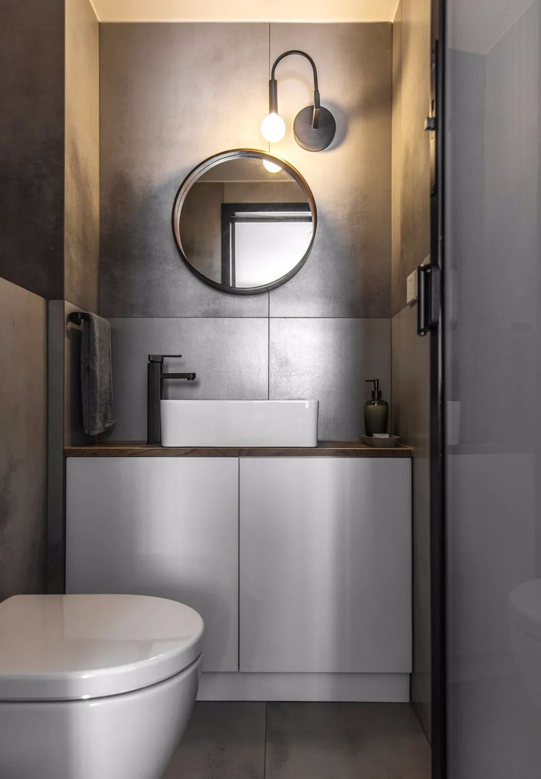 实用85平两室,增加马桶间,用好过道区