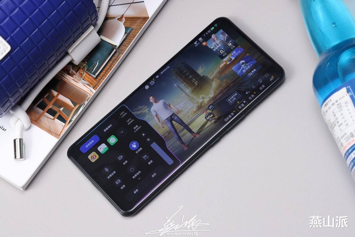 千元屏下摄像头手机中兴Axon30S体验:这全面屏起码够iPhone追5年