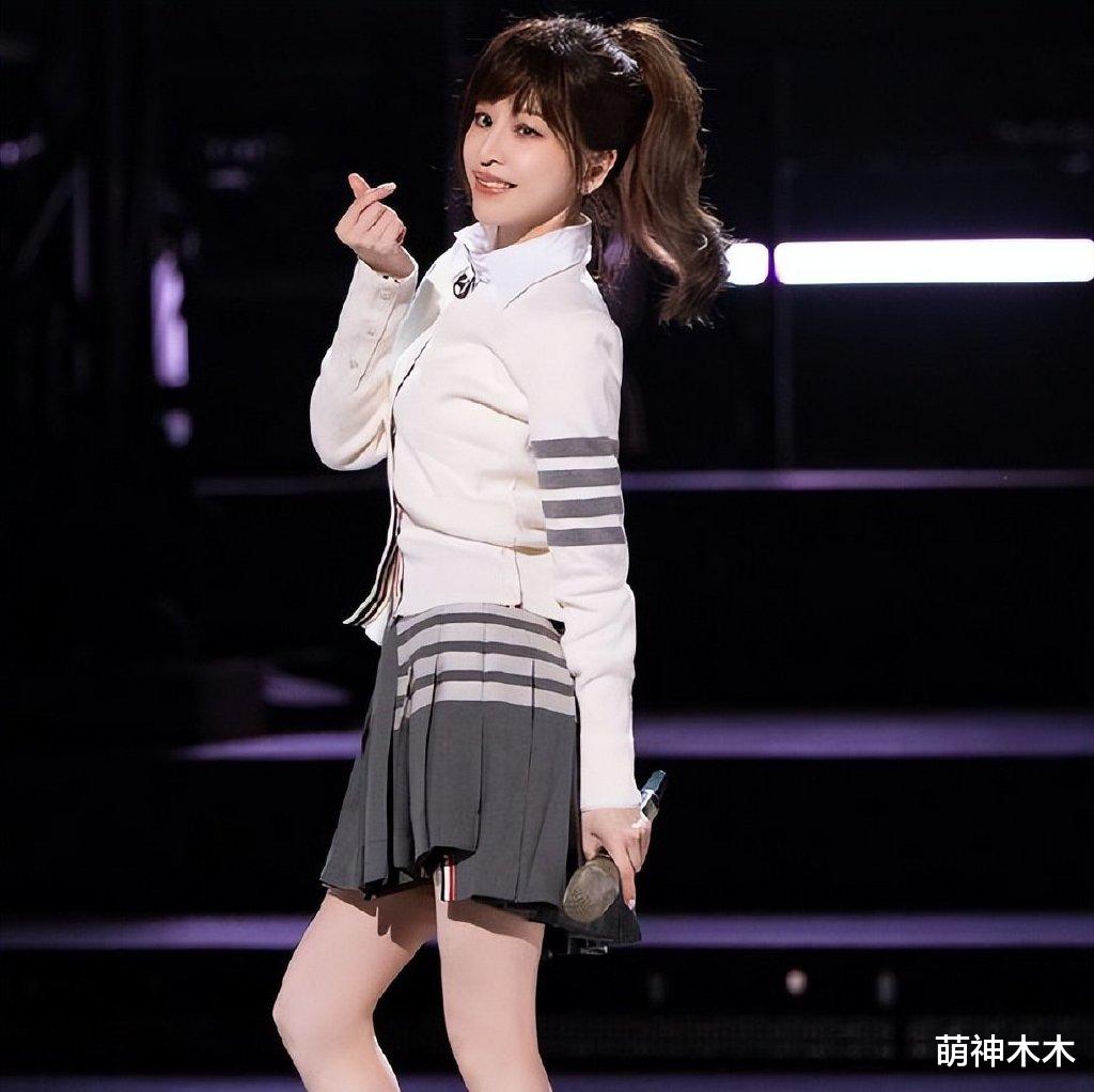 王心凌|王心凌霸占热搜榜引发回忆杀,谁还记得她当年的小三风波?