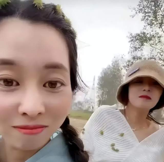 奇奇|田静女儿悦悦遮挡名字，遭嘲讽在暗戳戳，网友提醒要记得饮水思源