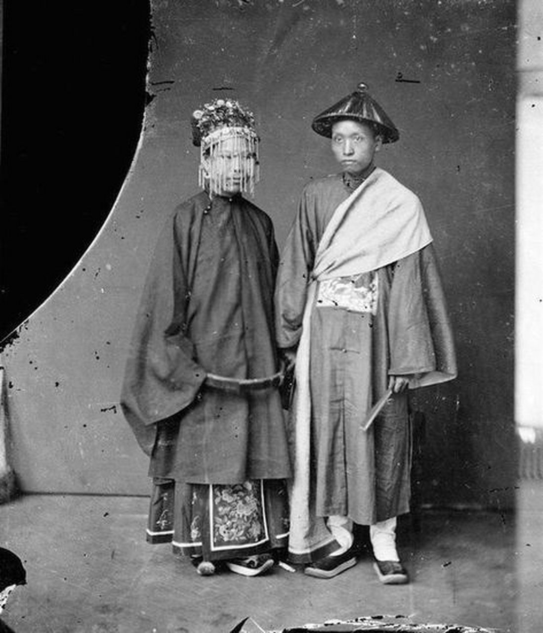 古代穷人娶不起老婆,该如何传宗接代?他们想出了一个畸形办法