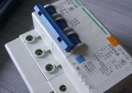 家里装修电路,“空开”和“漏保”该怎么安装?老师傅告诉你答案