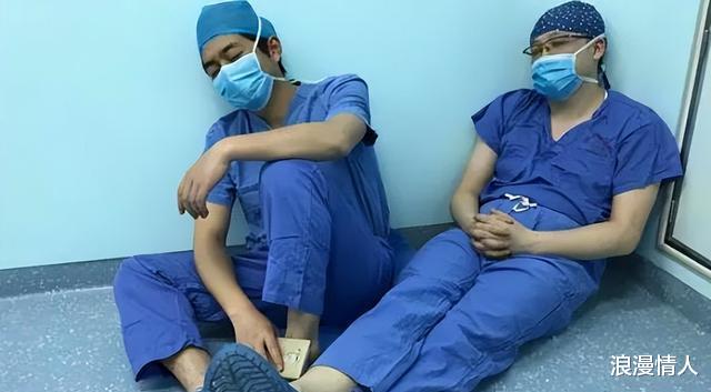 |教师和医生虽然同样是事业编，工作多年后才发觉，差距不是一点