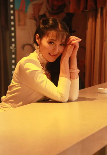 白庆琳|打定主意将演艺事业发展起来,遇到渣男两年离婚成单亲妈妈