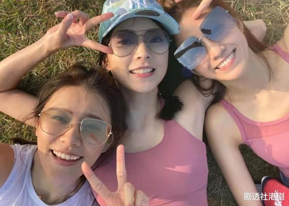 陈自瑶|人美心善!TVB女星陈自瑶捐款助基层抗疫,曾随社工探访基层居住环境