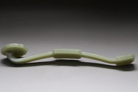 和田玉籽料|舊藏和田玉籽料“松下高士图”玉如意