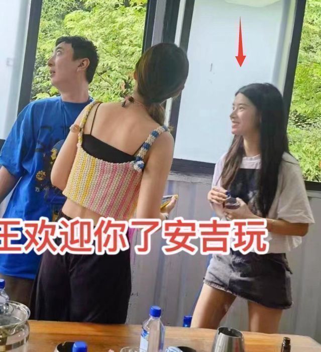 李冰冰|王思聪安吉划船被偶遇，与新女友配合默契，疑似同慎婕已分手