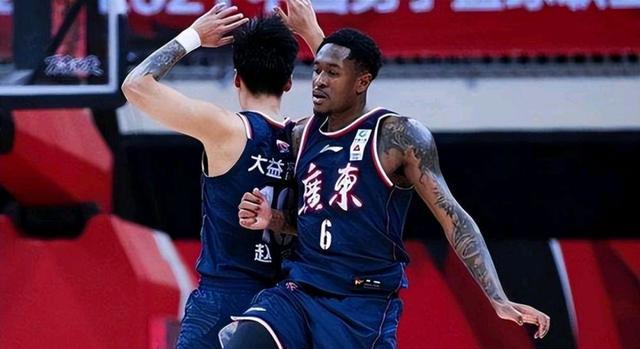 马尚回归内幕曝光！主动降薪感动球队 赵睿充当说客 朱芳雨曾犹豫