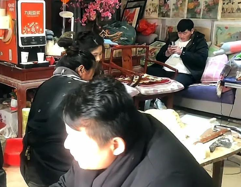 陈萌|比陈亚男还狠？结婚45天，陈萌公开暴露朱小伟缺陷，称激情没了