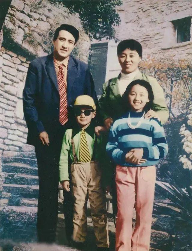 佟大为|佟大为含泪披露:妈妈孤独36年不愿离婚,我绝不让妈妈再流泪