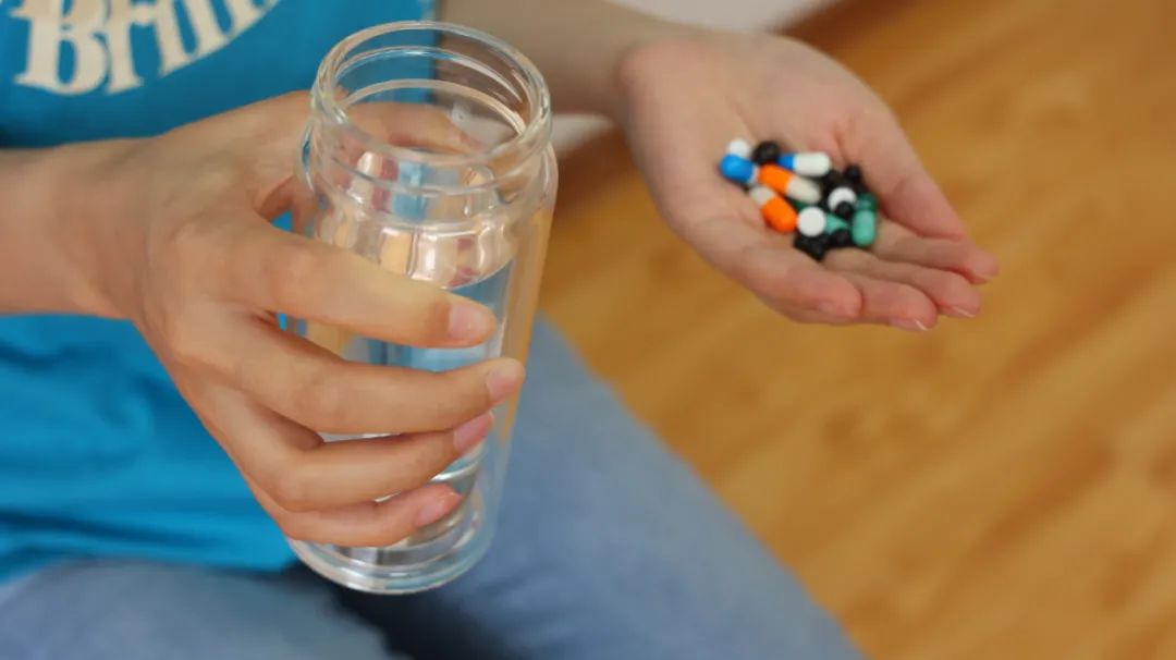 梅毒|不小心沾染了梅毒,怎么办?记住这3个治疗方法,或可尽早恢复