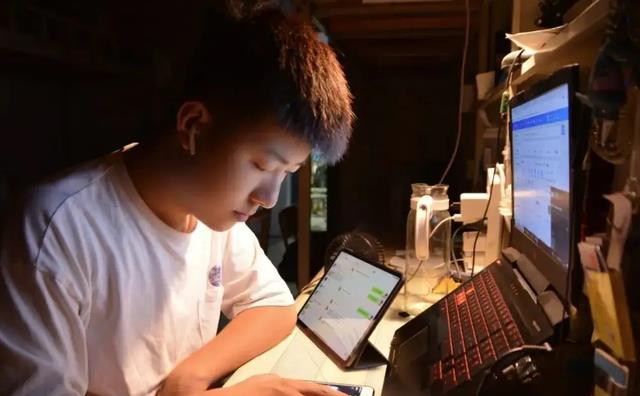 求职|毕业生出现“鸵鸟一族”，不找工作压榨父母，父母还觉得挺骄傲