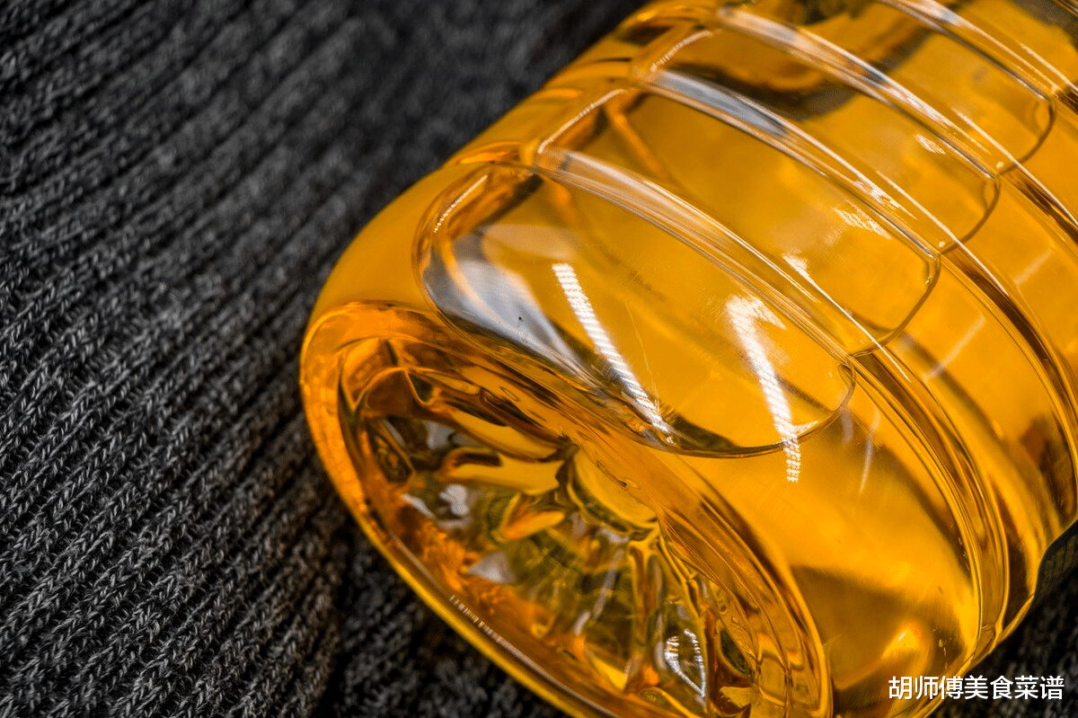 买食用油时，只要油桶上有这“1个词”，无论什么牌子，都是优质好油