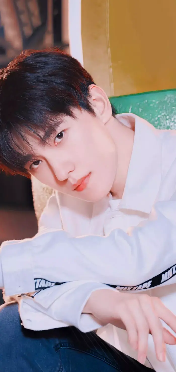 林满江|杨洋手机壁纸 | 就想争口气，给大家看，给关注我的人看。--杨洋