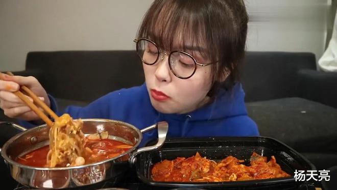 凡尔赛|她终于被封杀了：她的作品画风诡异又令人作呕，却坐拥百万粉丝