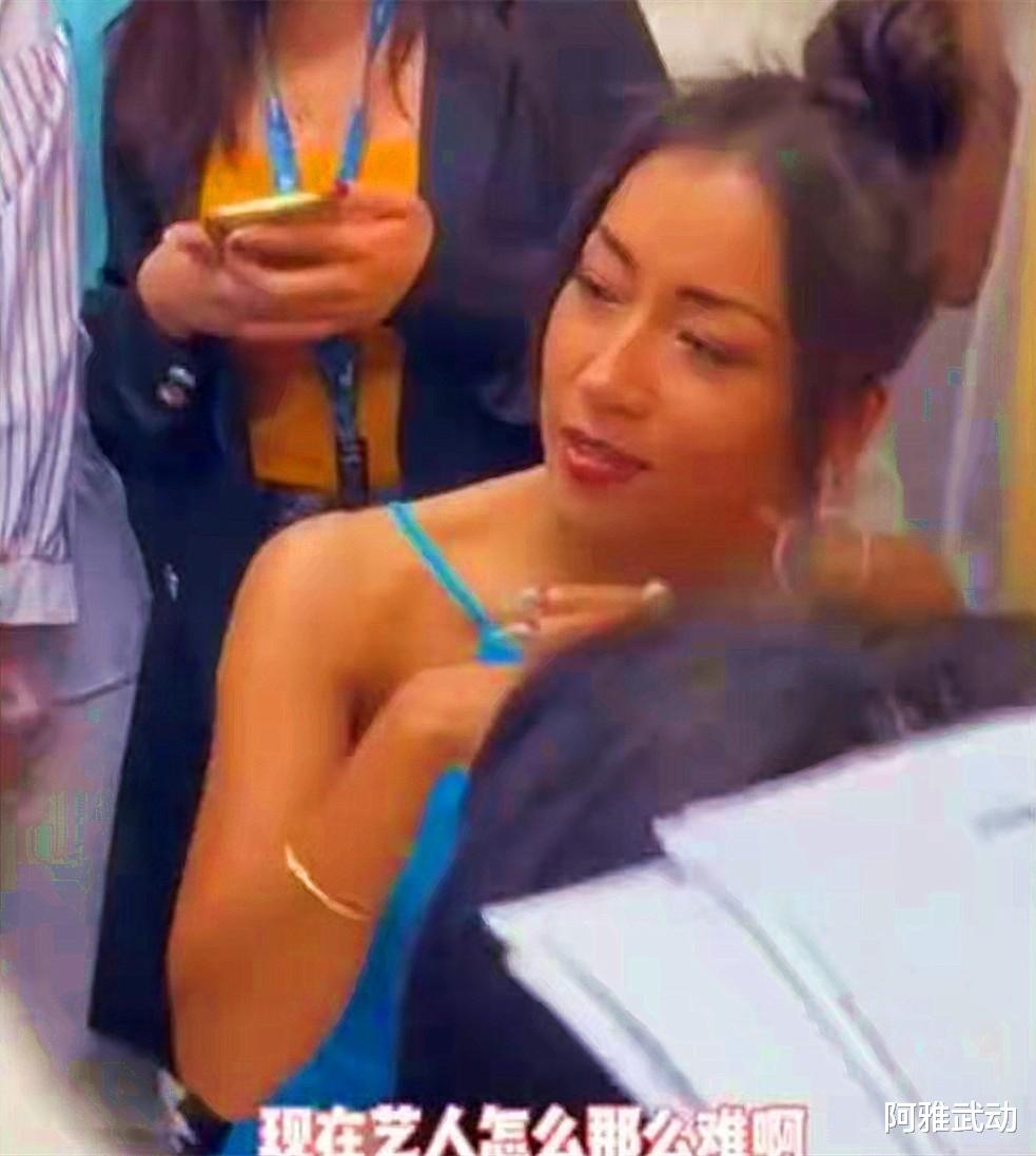 何洁|养不起孩子、最穷只有100万、直播大哭喊累,求你们,别演了